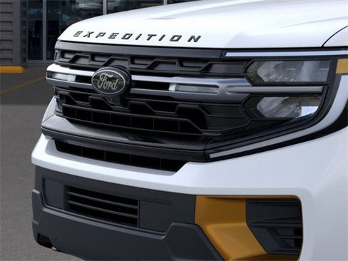 New 2025 Ford Expedition Tremor image 17