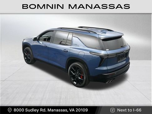 Used 2024 Chevrolet Traverse RS image 22