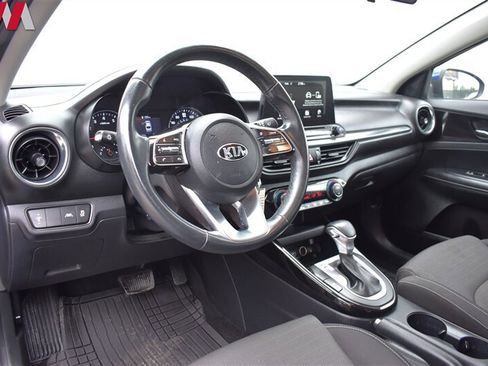 Used 2019 Kia Forte S FWD image 3