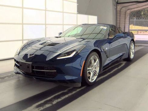 Used 2017 Chevrolet Corvette Stingray Coupe w/ 2LT Preferred Equipment Group RWD image 3