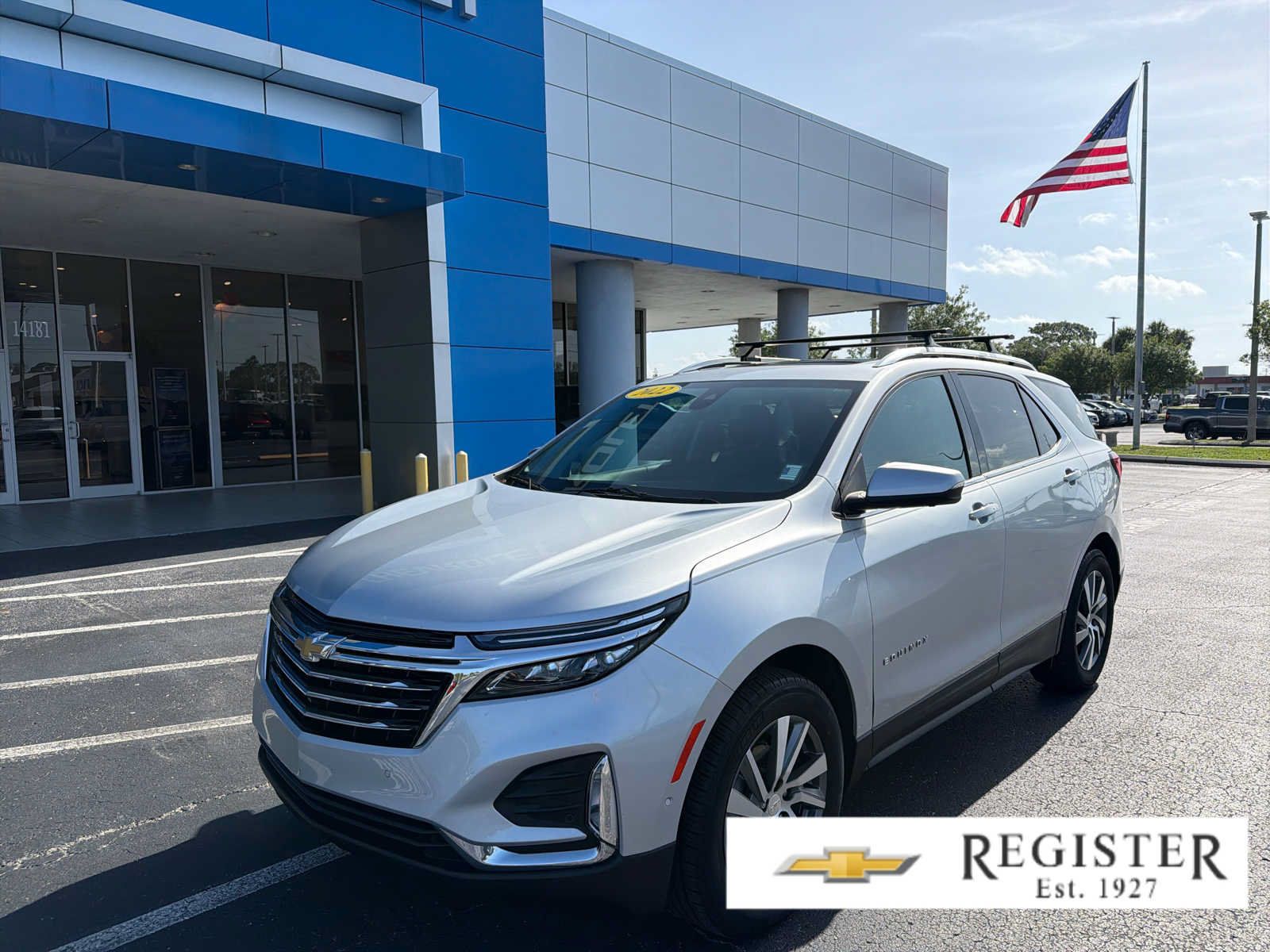 Used 2022 Chevrolet Equinox Premier AWD/4WD image 1