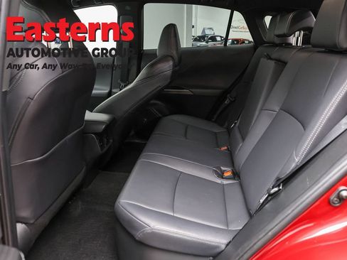 Used 2024 Toyota Venza LE AWD/4WD image 22