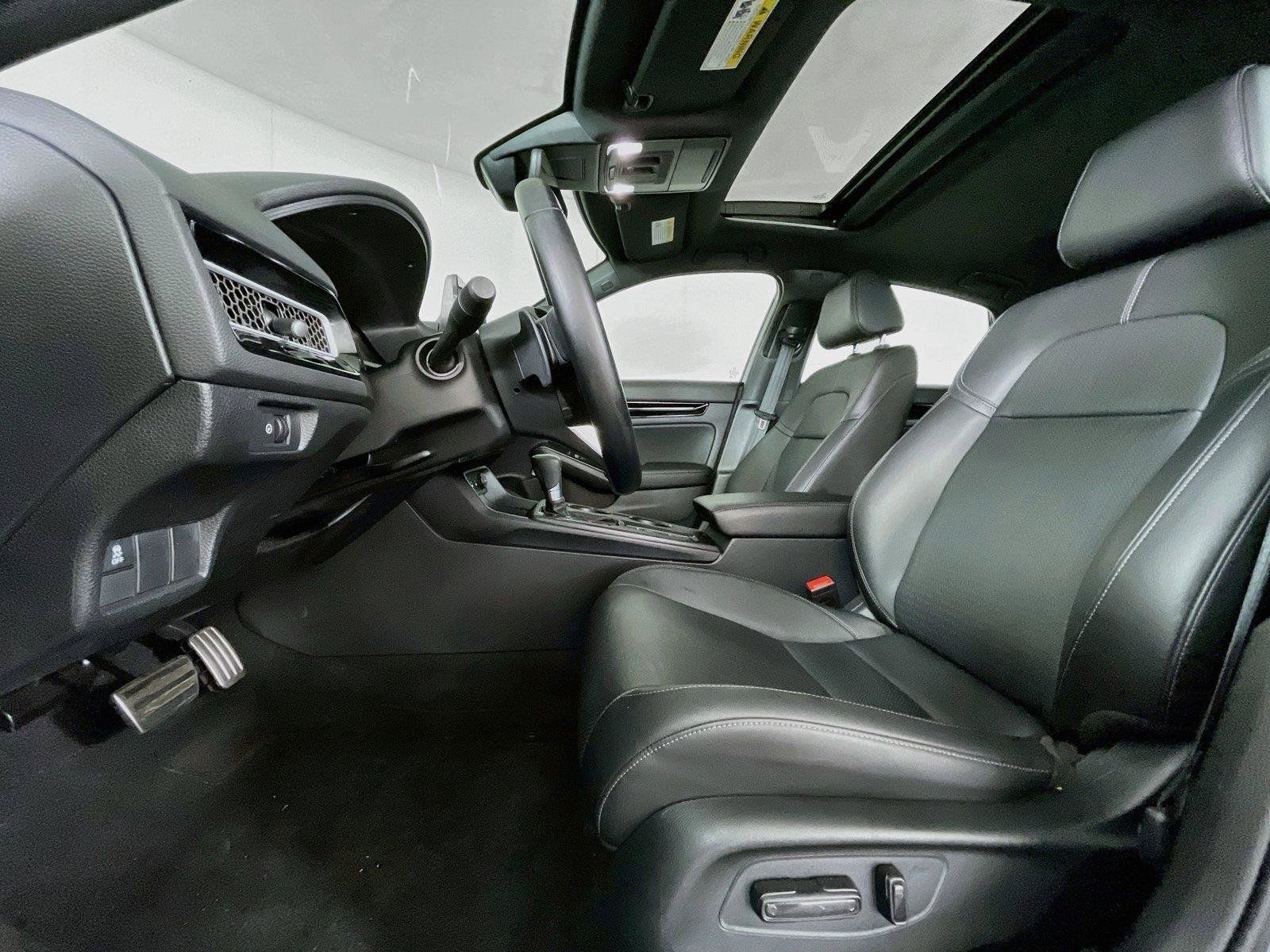 Certified 2025 Honda Civic Sport Touring image 16