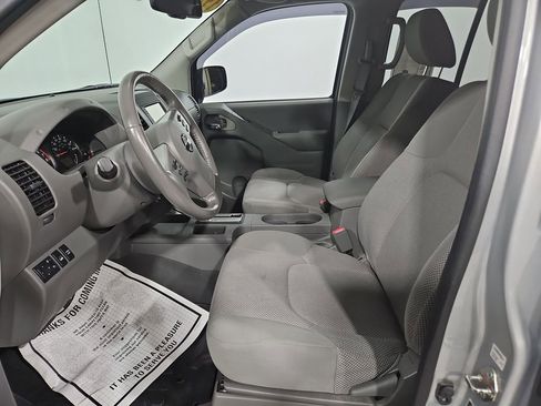 Used 2019 Nissan Frontier SV w/ Value Truck Package image 10