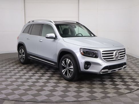 Certified 2026 Mercedes-Benz GLB 250 image 3