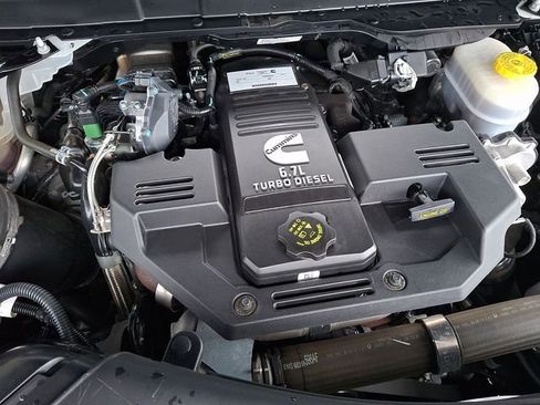 Used 2024 RAM 3500 Laramie AWD/4WD image 28