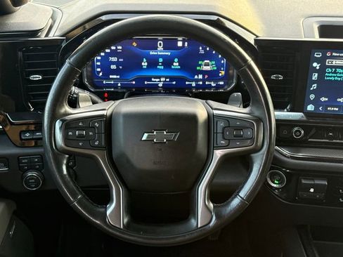 Used 2022 Chevrolet Silverado 1500 ZR2 w/ Technology Package AWD/4WD image 14