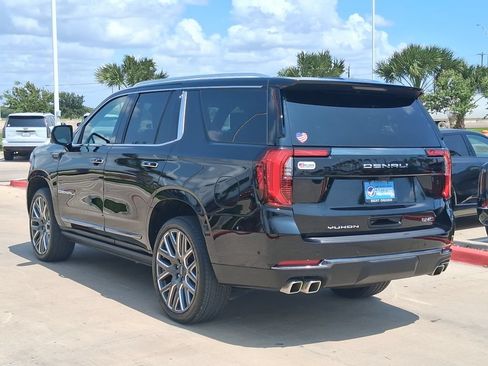 Used 2026 GMC Yukon Denali Ultimate AWD/4WD image 4
