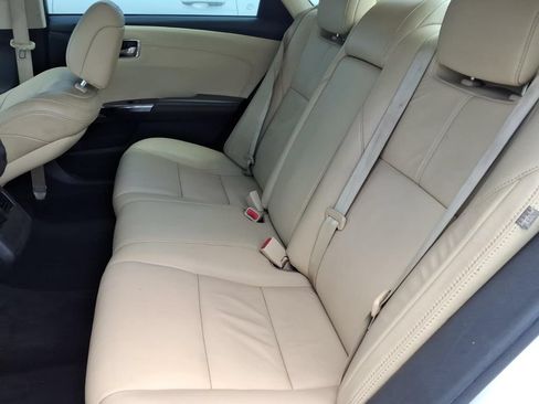 Used 2016 Toyota Avalon XLE Plus FWD image 13