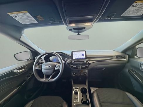 Used 2025 Ford Escape ST-Line image 36