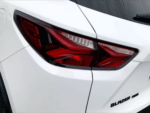 Used 2020 Chevrolet Blazer LT image 26