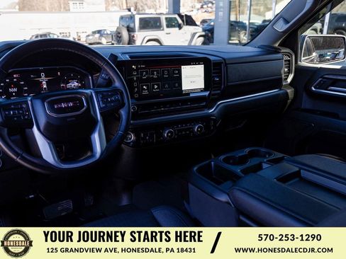Used 2024 GMC Sierra 1500 Elevation AWD/4WD image 16