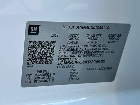 Used 2019 Chevrolet Suburban Premier AWD/4WD image 34
