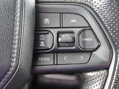 Used 2024 Toyota Tacoma SR5 AWD/4WD image 22