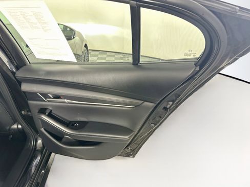 Used 2024 MAZDA MAZDA3 s FWD image 29