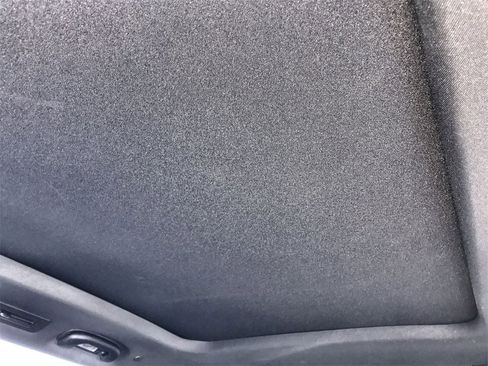 Used 2025 Cadillac XT6 Premium Luxury image 22