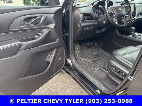 Used 2019 Chevrolet Traverse Premier w/ LPO, Blackout Package image 11
