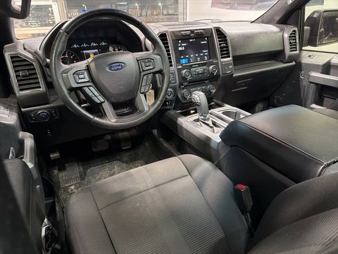 Used 2016 Ford F150 XLT w/ Equipment Group 302A Luxury image 10