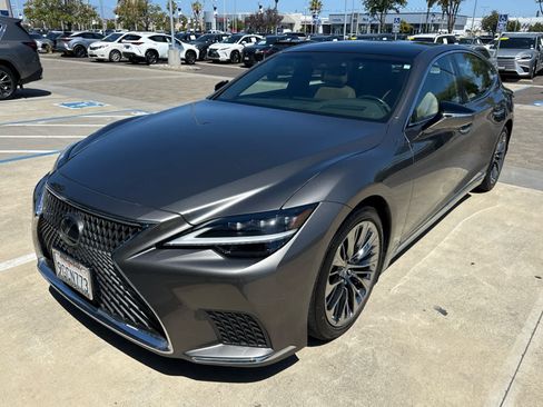 Used 2023 Lexus LS 500 w/ Interior Upgrade Package RWD image 13