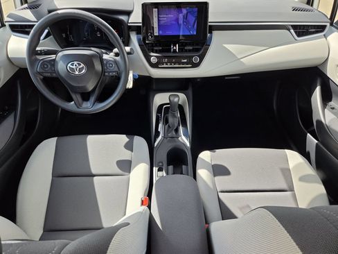 Used 2026 Toyota Corolla LE FWD image 12