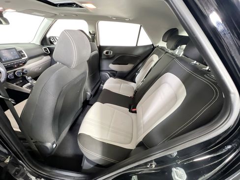 Used 2023 Hyundai Venue SEL w/ Cargo Package image 23