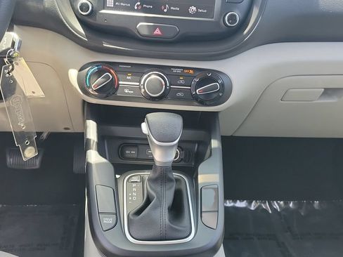 Used 2023 Kia Soul LX FWD image 15