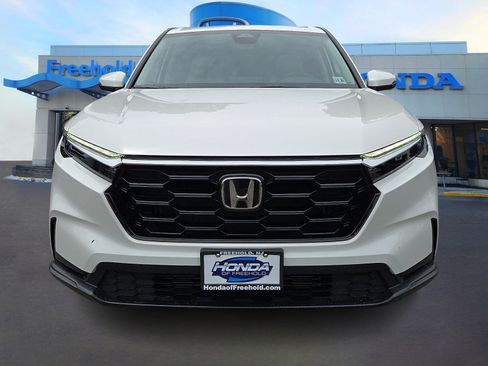 Used 2024 Honda CR-V EX image 2
