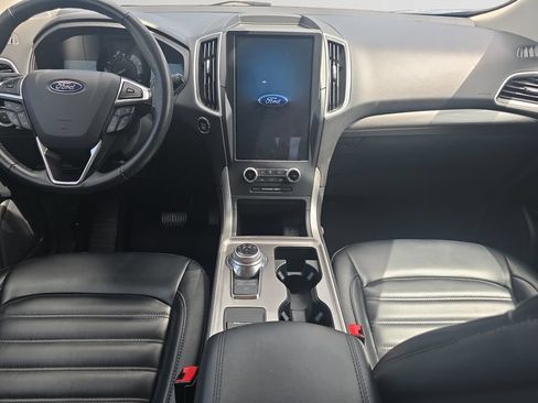 Used 2024 Ford Edge SEL AWD/4WD image 10