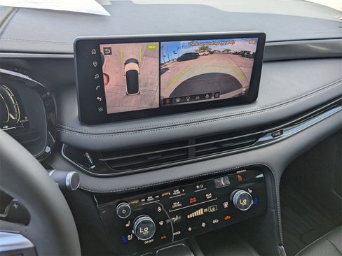 New 2026 INFINITI QX60 Luxe w/ Cargo Package image 15