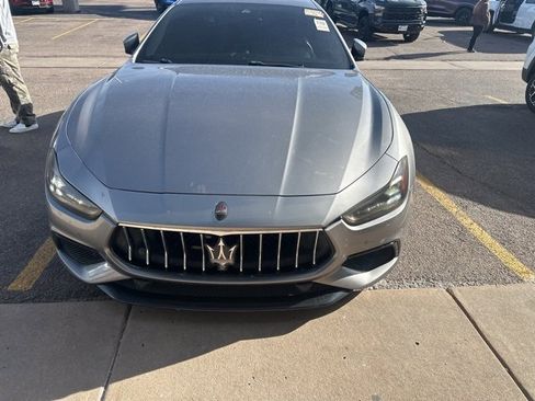 Used 2019 Maserati Ghibli S GranSport image 2