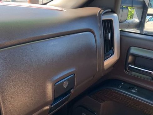 Certified 2019 GMC Sierra 2500 Denali w/ Duramax Plus Package AWD/4WD image 31