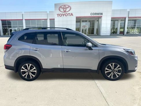 Used 2019 Subaru Forester Limited AWD/4WD image 6