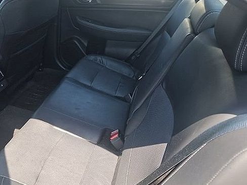 Used 2016 Subaru Legacy 2.5i Limited AWD/4WD image 9