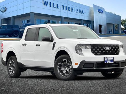 New 2025 Ford Maverick XLT image 2
