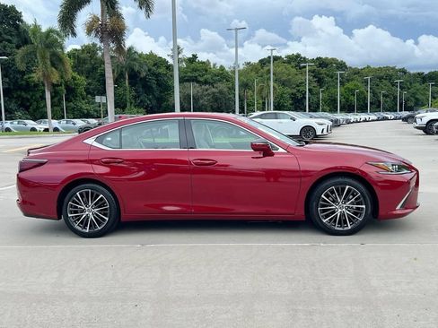Certified 2024 Lexus ES 350 w/ Premium Package FWD image 8