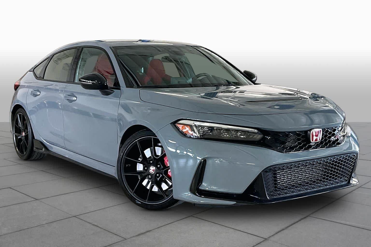 Used 2024 Honda Civic Type R image 2