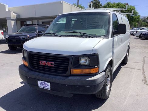 Used 2012 GMC Savana 2500 RWD image 4