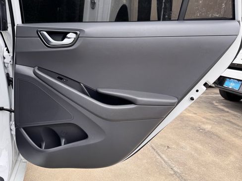 Used 2017 Hyundai Ioniq Limited w/ Limited Ultimate Package 02 image 24