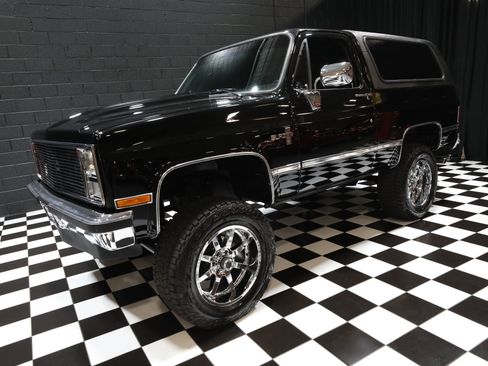 Used 1987 Chevrolet Blazer 4WD image 8