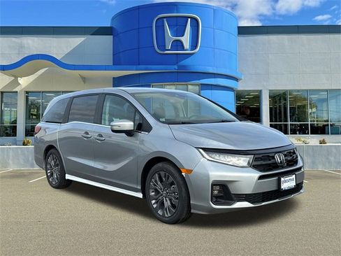 New 2026 Honda Odyssey Touring image 1