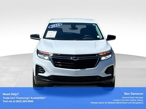 Used 2023 Chevrolet Equinox LS w/ LS Convenience Package FWD image 2