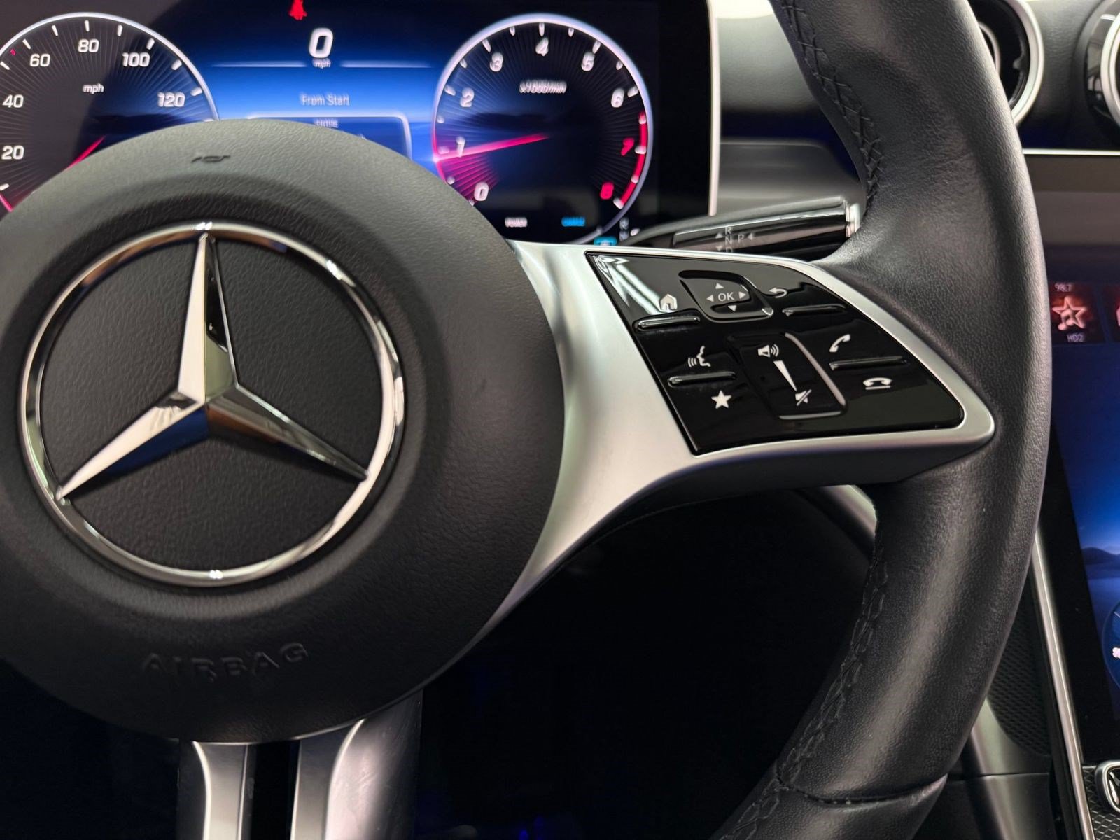 Used 2023 Mercedes-Benz C 300 Sedan image 14