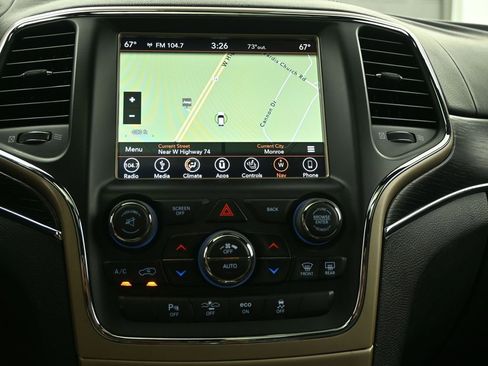 Used 2014 Jeep Grand Cherokee Summit image 17