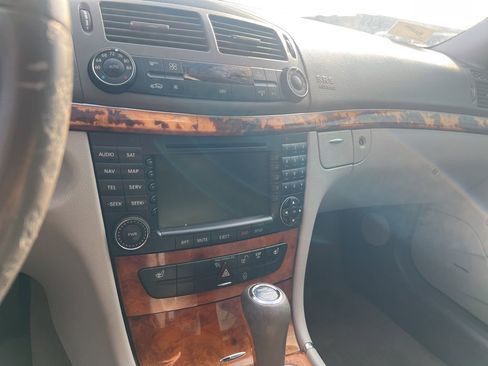 Used 2008 Mercedes-Benz E 350 4MATIC Wagon image 26