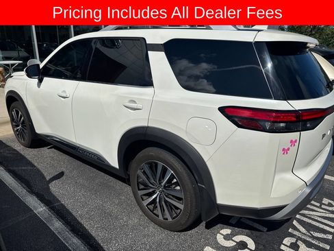 Certified 2024 Nissan Pathfinder Platinum FWD image 4