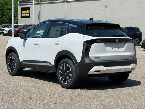 New 2026 Nissan Kicks SV w/ SV Premium Package AWD/4WD image 8