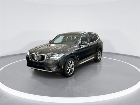 Used 2024 BMW X3 xDrive30i image 3