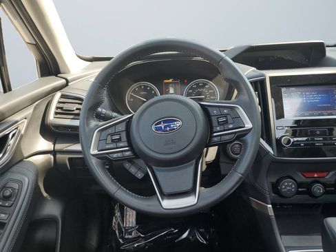 Used 2021 Subaru Forester Premium AWD/4WD image 12