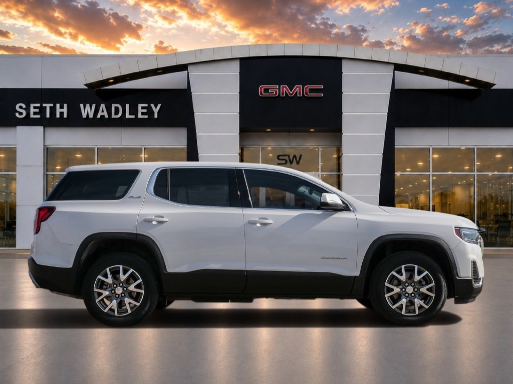 Used 2023 GMC Acadia SLE w/ LPO, Floor Liner Package FWD image 8