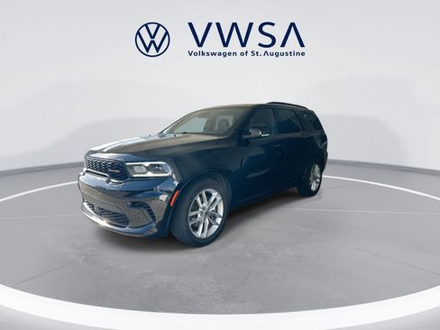 Used 2024 Dodge Durango GT RWD image 4